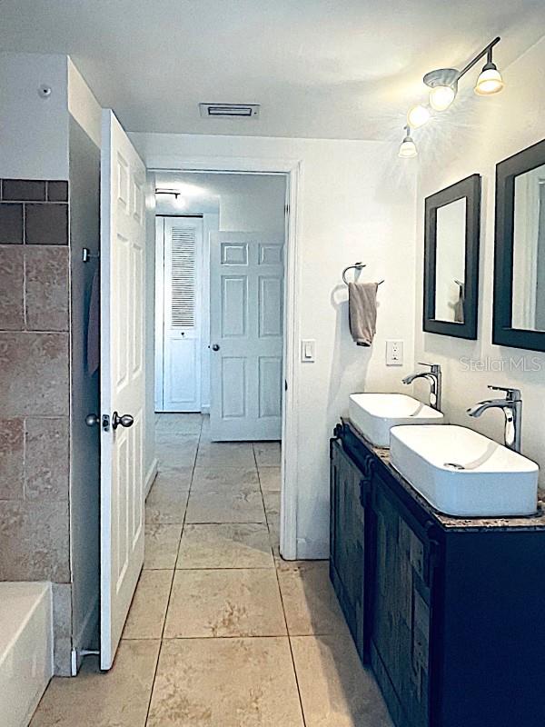 2102 WINNEBAGO TRL, FERN PARK, FL, 32730