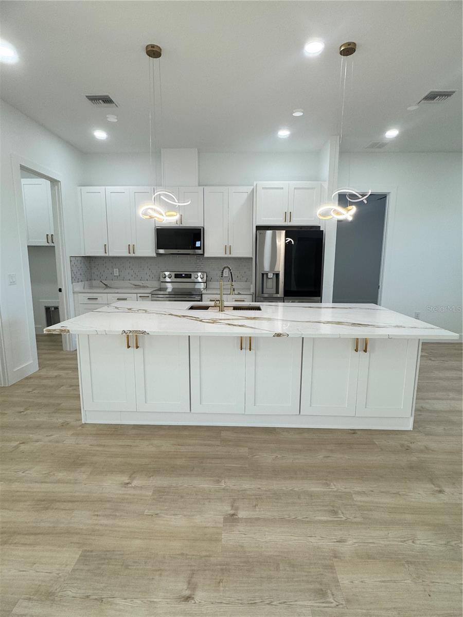 1721 MCCLELLAN RD, FROSTPROOF, FL, 33843