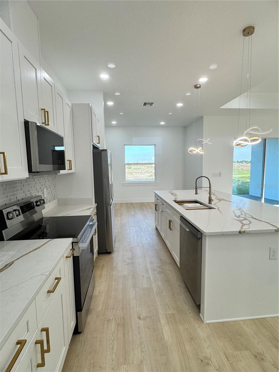 1721 MCCLELLAN RD, FROSTPROOF, FL, 33843