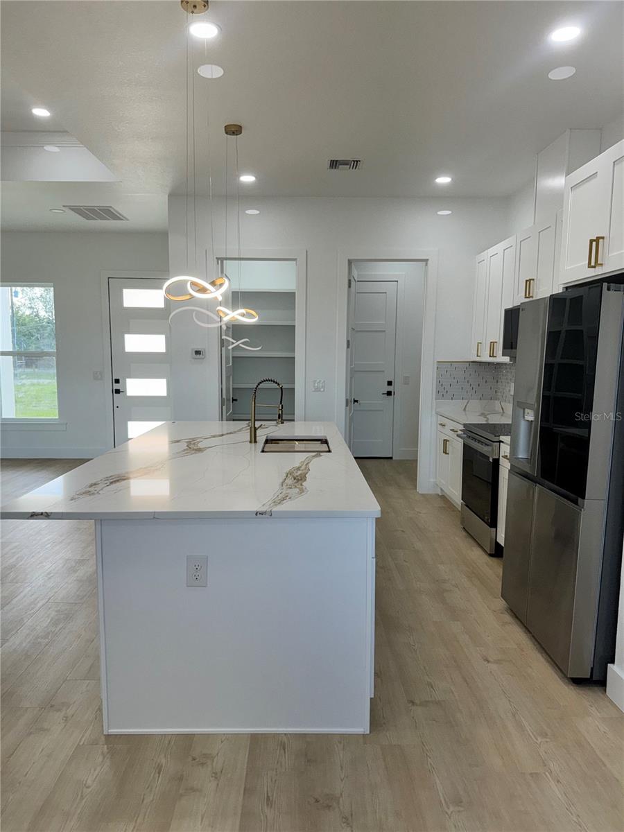 1721 MCCLELLAN RD, FROSTPROOF, FL, 33843