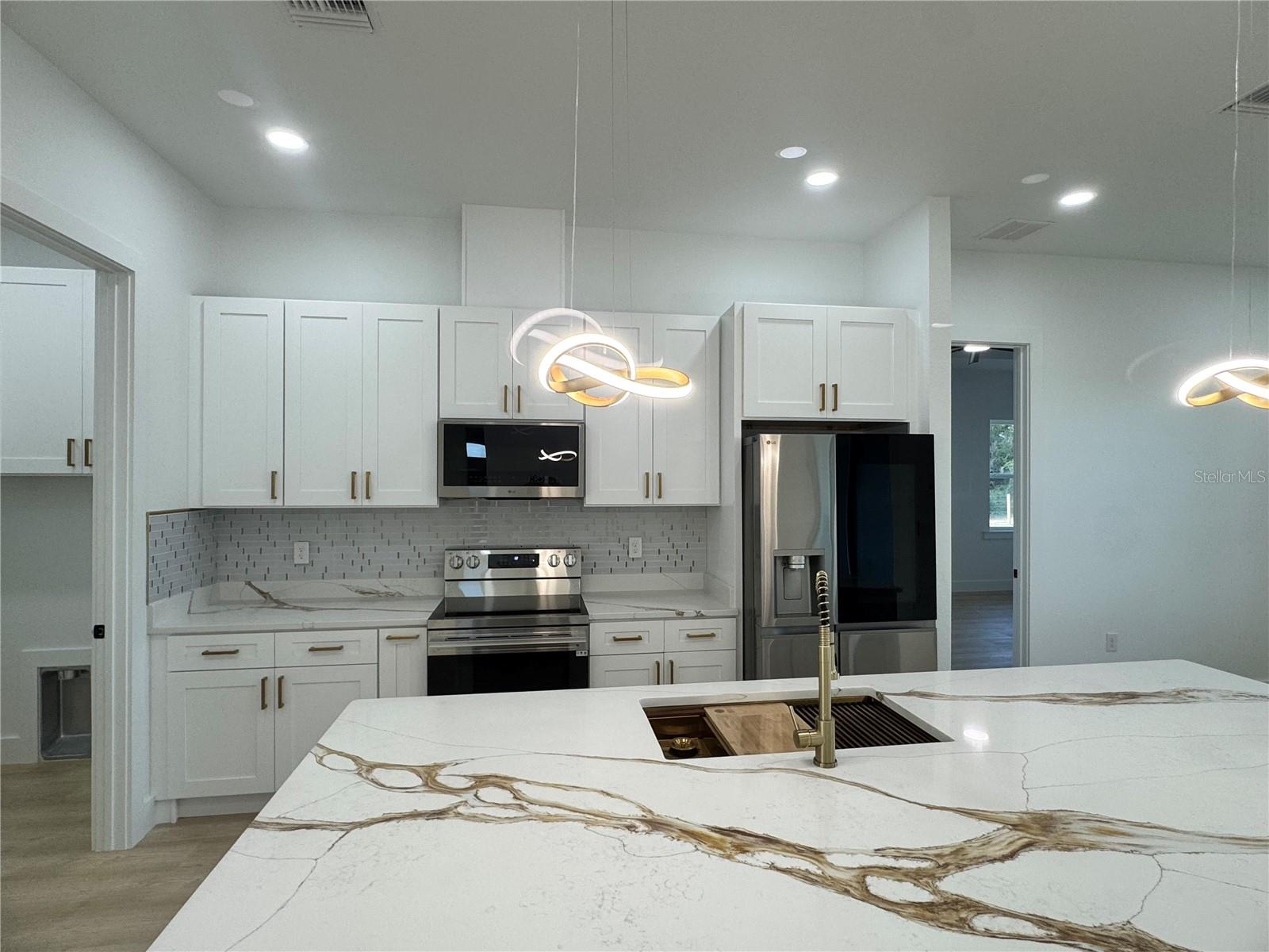 1721 MCCLELLAN RD, FROSTPROOF, FL, 33843