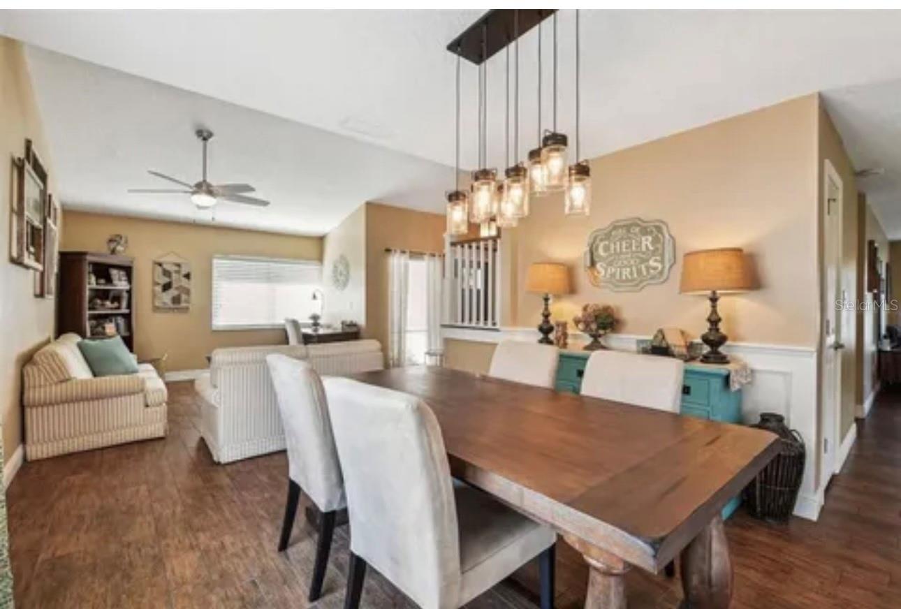 1326 CORNER OAKS DR, BRANDON, FL, 33510