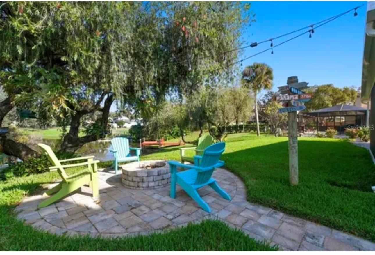 1326 CORNER OAKS DR, BRANDON, FL, 33510