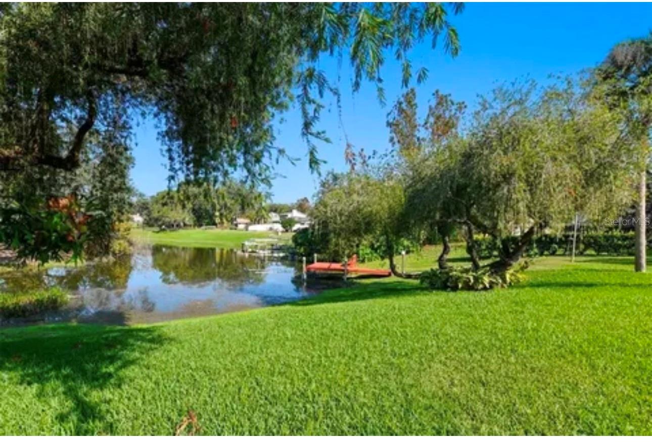 1326 CORNER OAKS DR, BRANDON, FL, 33510