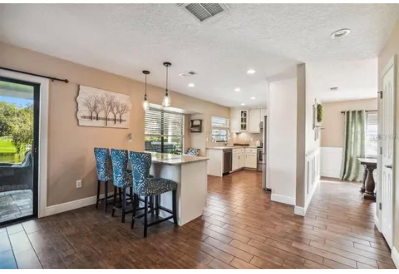 1326 CORNER OAKS DR, BRANDON, FL, 33510