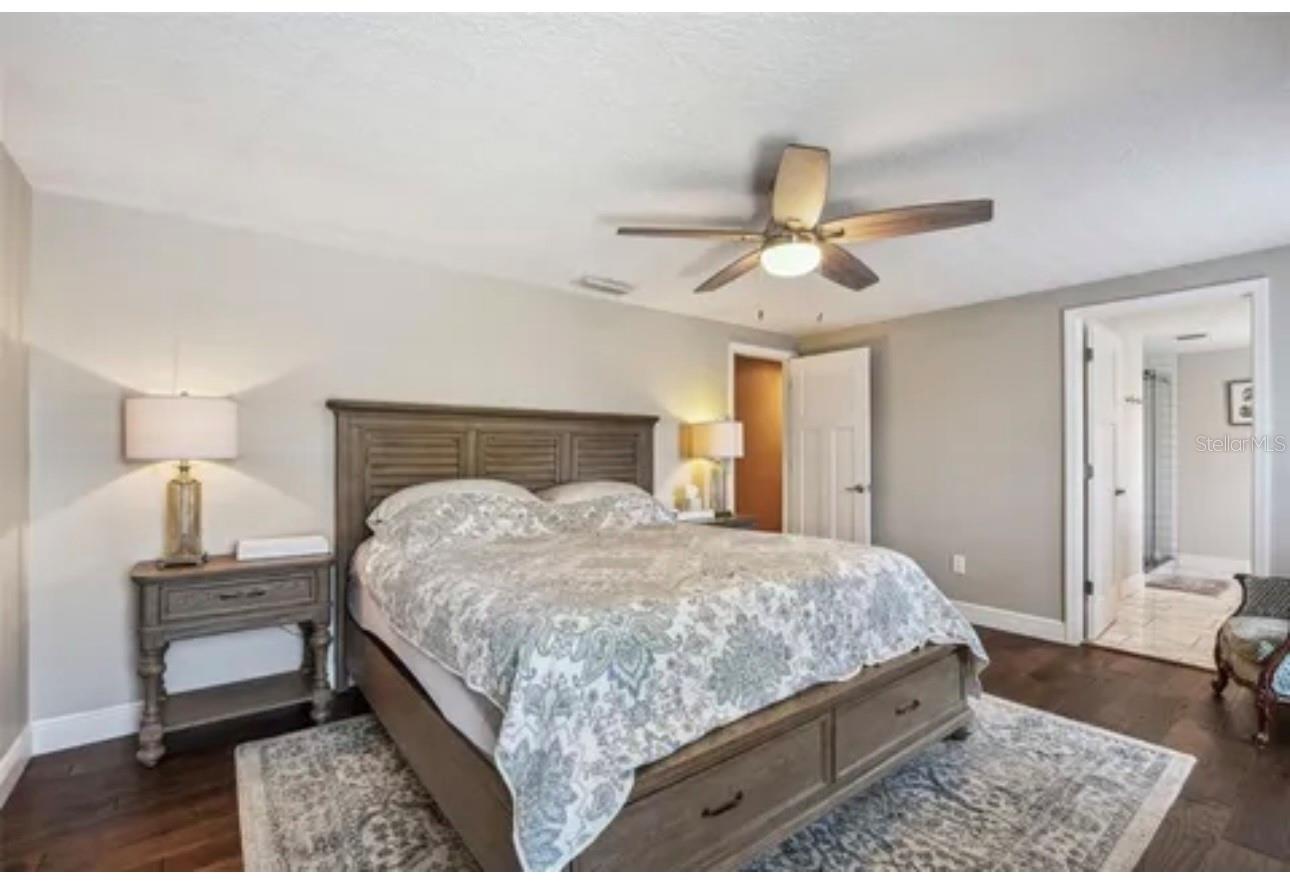 1326 CORNER OAKS DR, BRANDON, FL, 33510