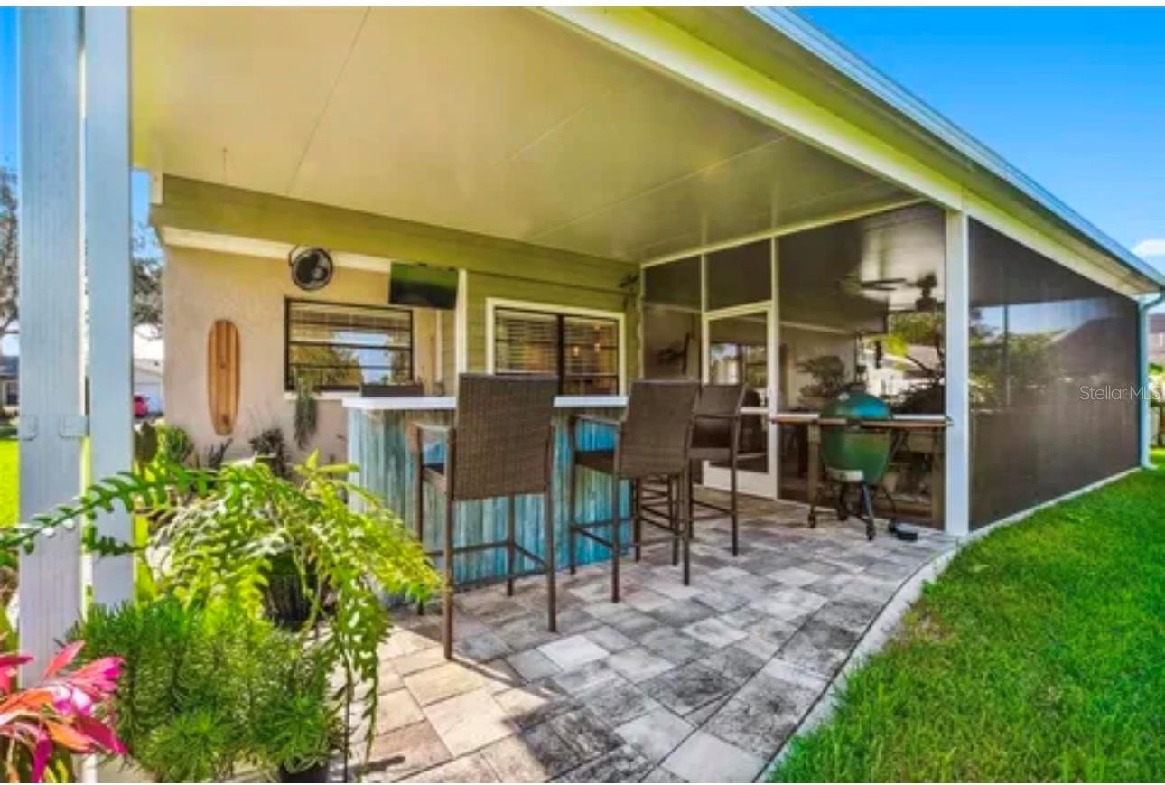 1326 CORNER OAKS DR, BRANDON, FL, 33510