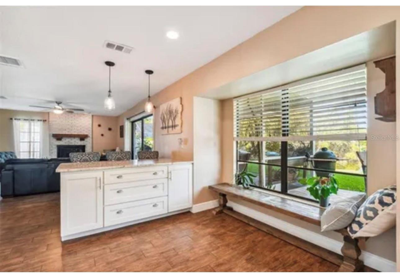 1326 CORNER OAKS DR, BRANDON, FL, 33510