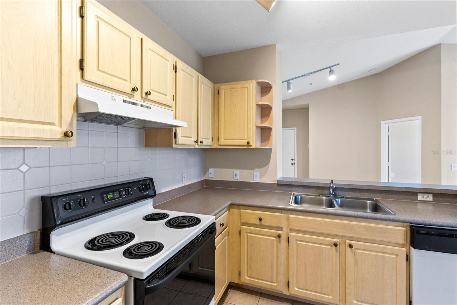 1440 LAKE SHADOW CIR #8305, MAITLAND, FL, 32751