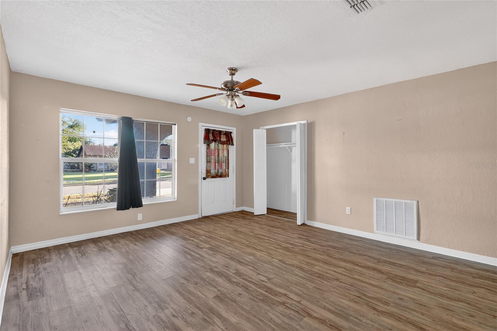 2715 ELMHURST CIR, ORLANDO, FL, 32810