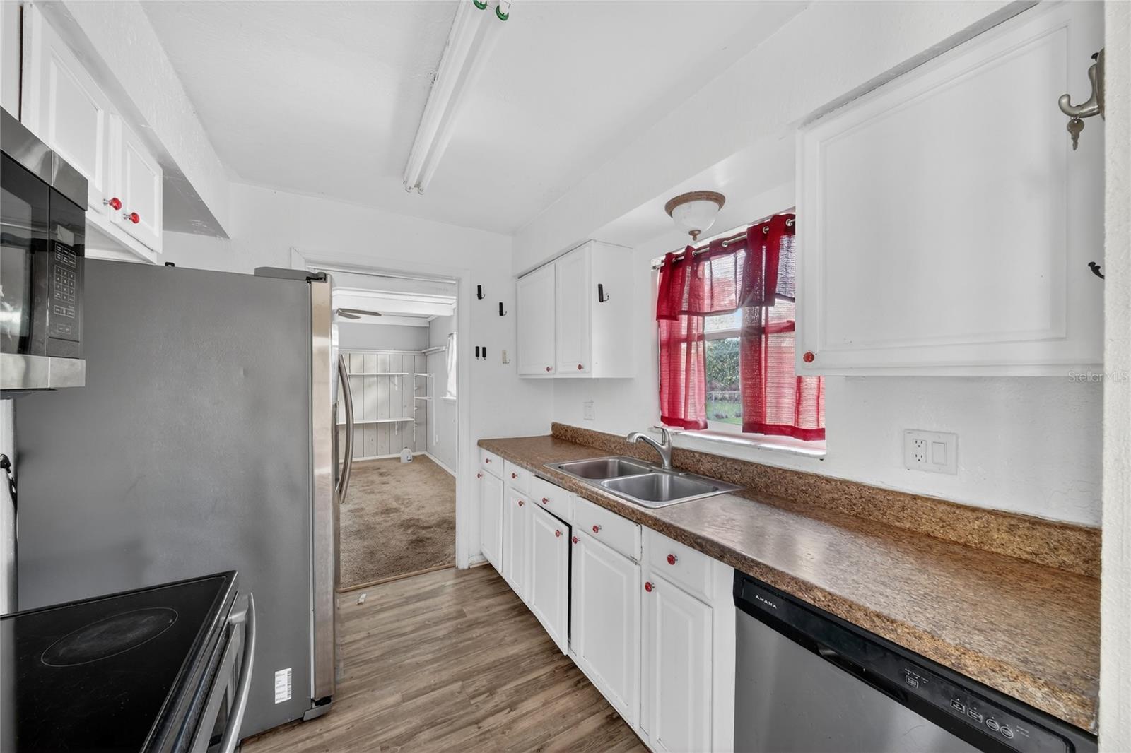 2715 ELMHURST CIR, ORLANDO, FL, 32810