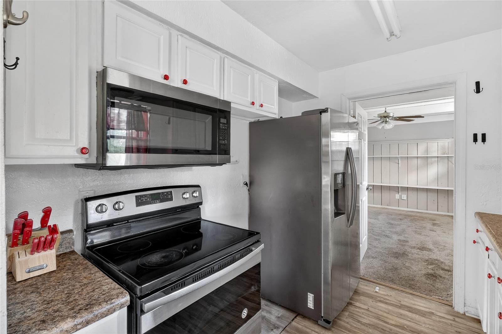 2715 ELMHURST CIR, ORLANDO, FL, 32810