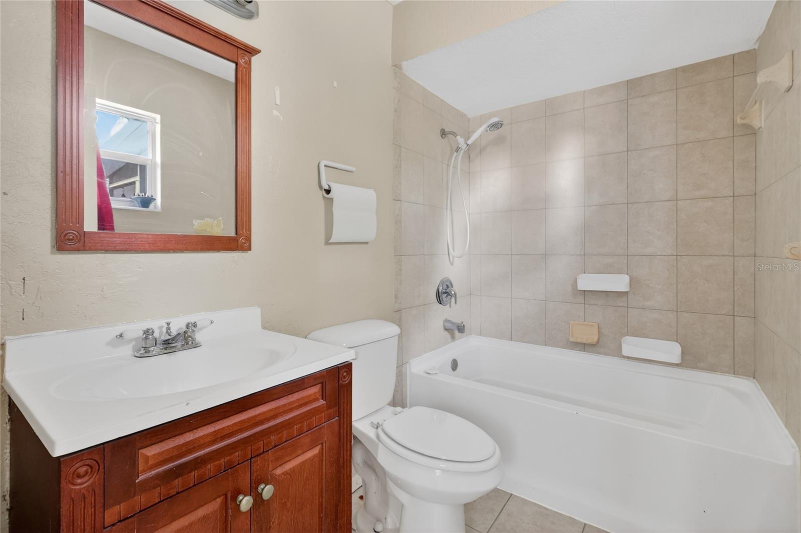 2715 ELMHURST CIR, ORLANDO, FL, 32810