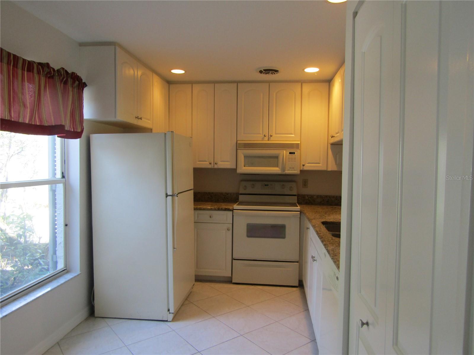 3010 RINGWOOD MDW #6, SARASOTA, FL, 34235