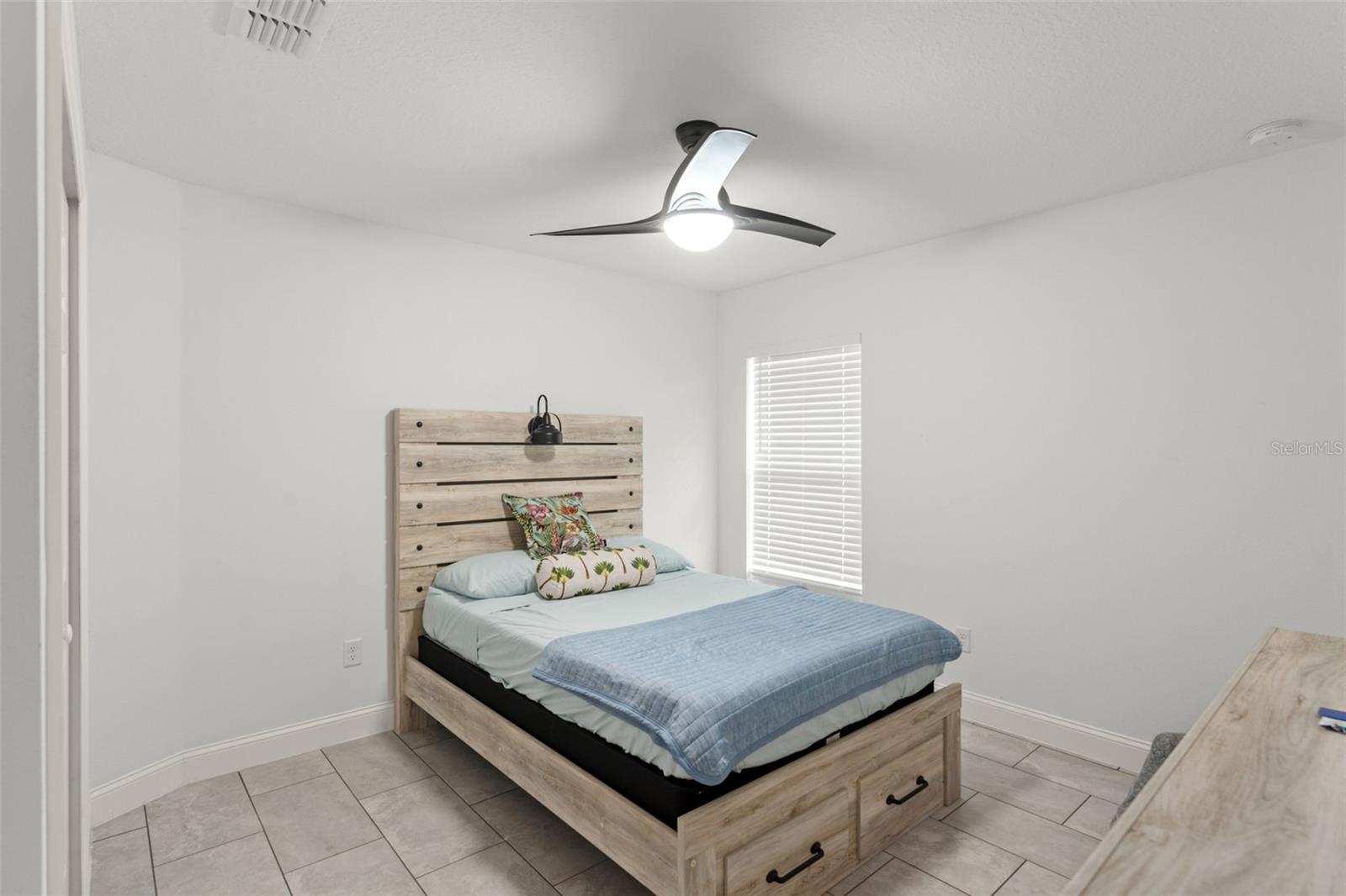 1490 11TH AVE, DELAND, FL, 32724