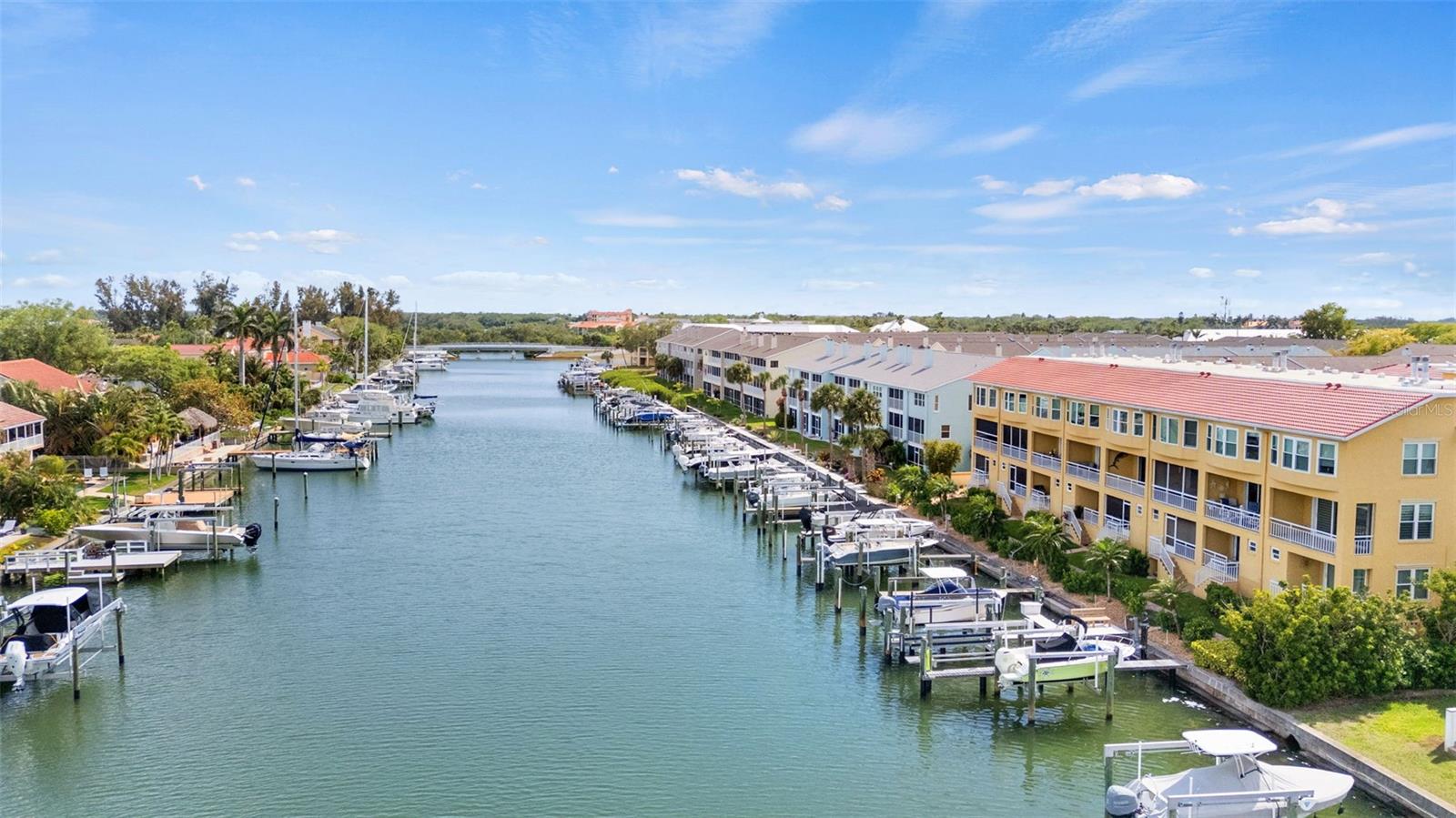 1071 PINELLAS BAYWAY S, ST PETERSBURG, FL, 33715