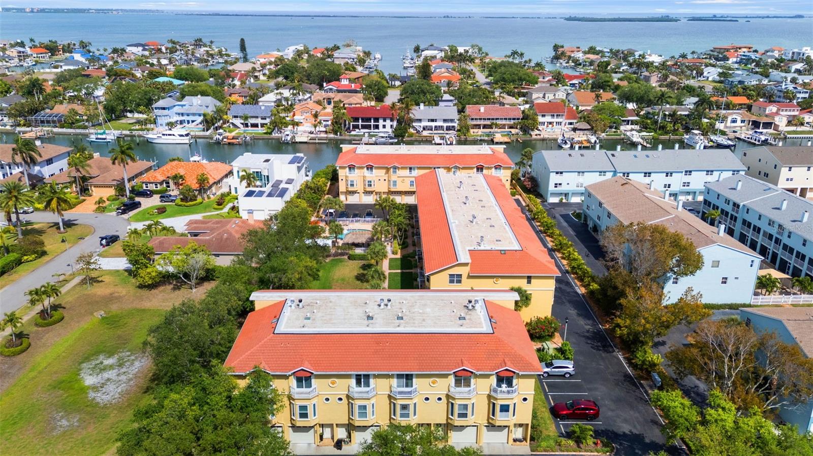 1071 PINELLAS BAYWAY S, ST PETERSBURG, FL, 33715