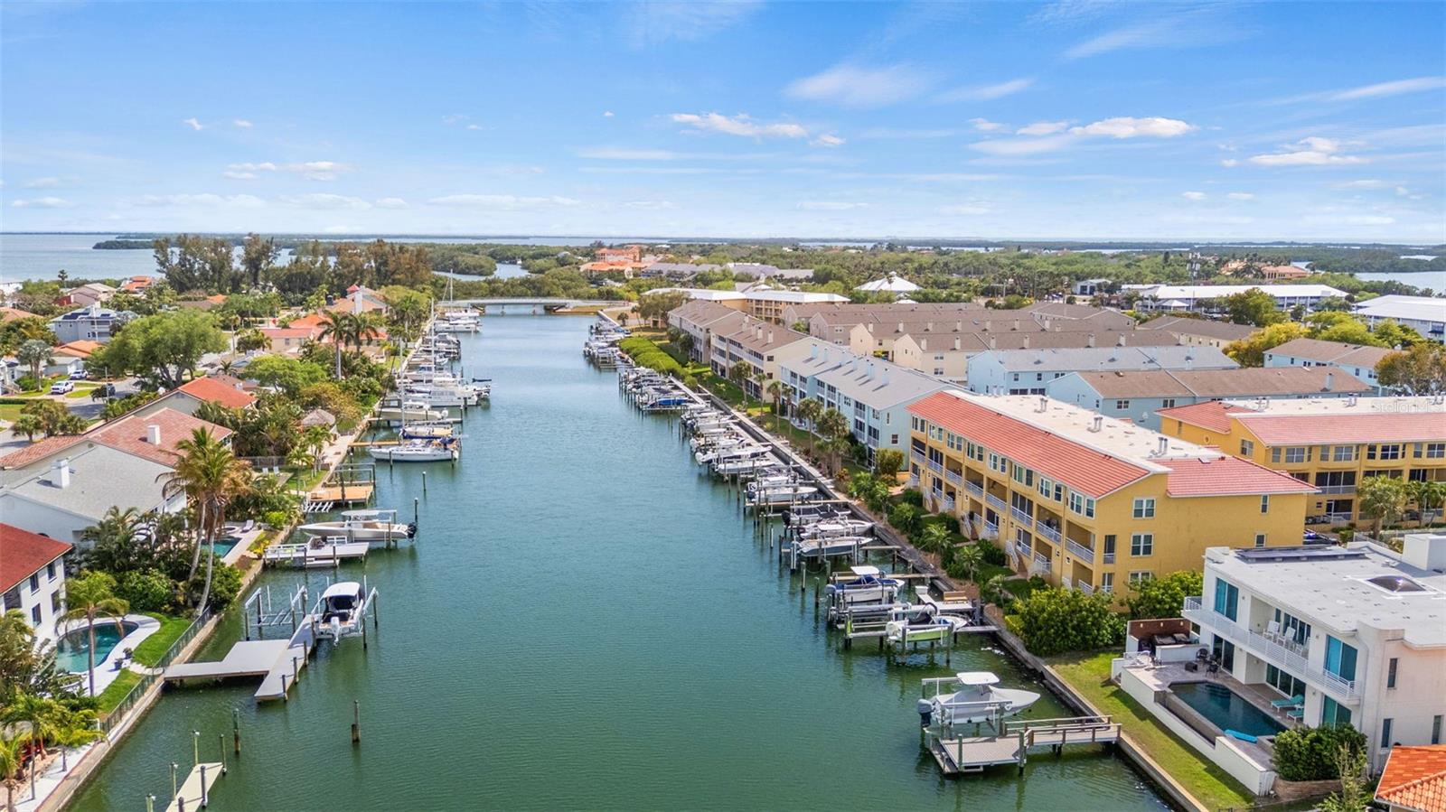 1071 PINELLAS BAYWAY S, ST PETERSBURG, FL, 33715