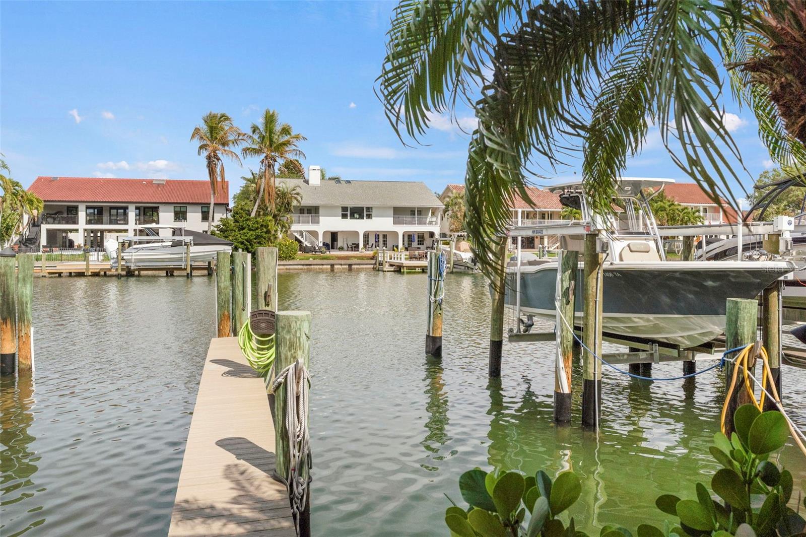 1071 PINELLAS BAYWAY S, ST PETERSBURG, FL, 33715