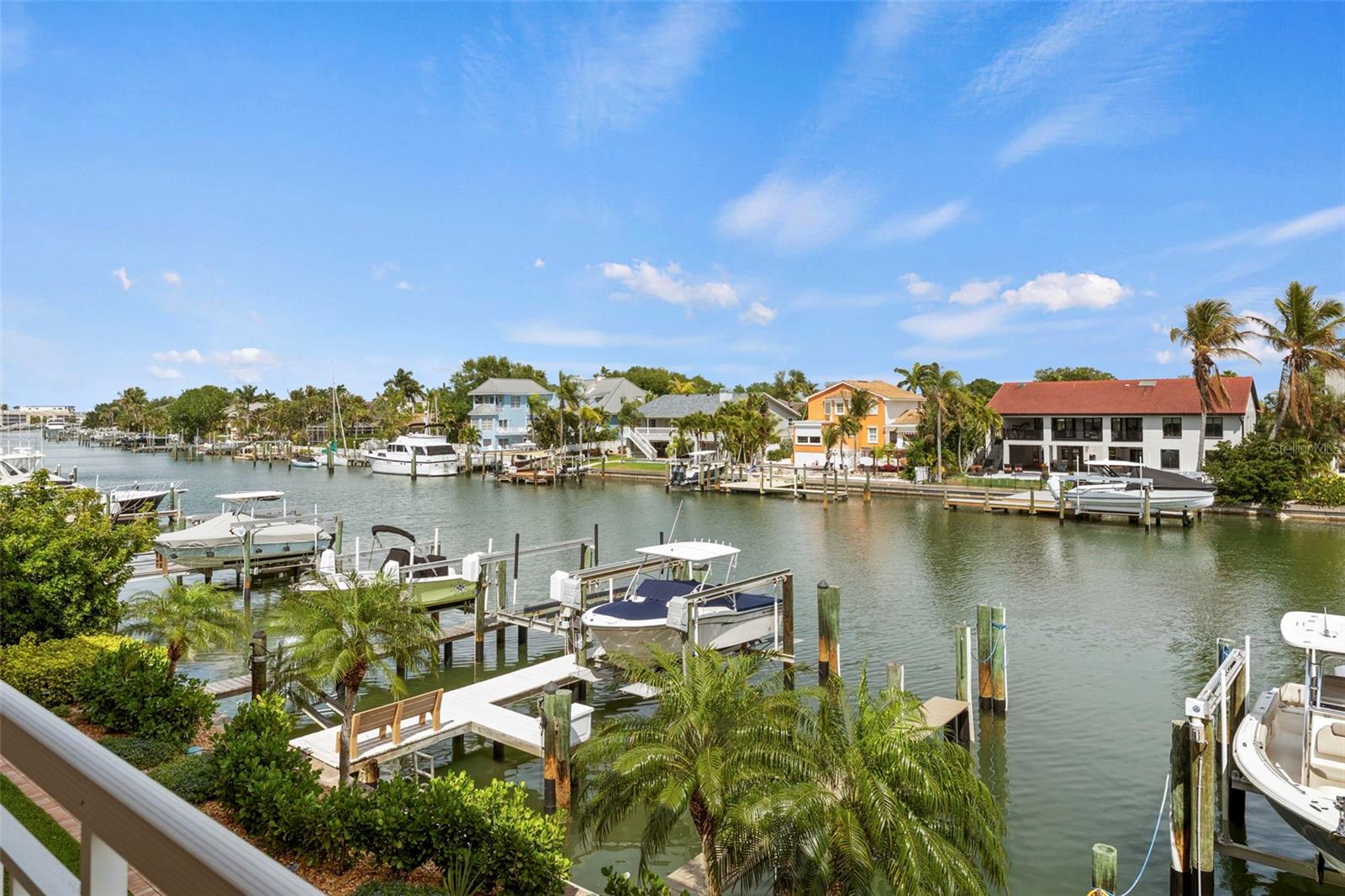 1071 PINELLAS BAYWAY S, ST PETERSBURG, FL, 33715