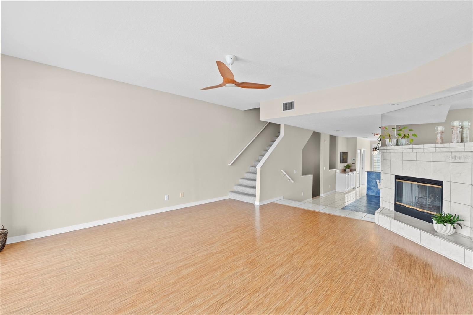 1071 PINELLAS BAYWAY S, ST PETERSBURG, FL, 33715