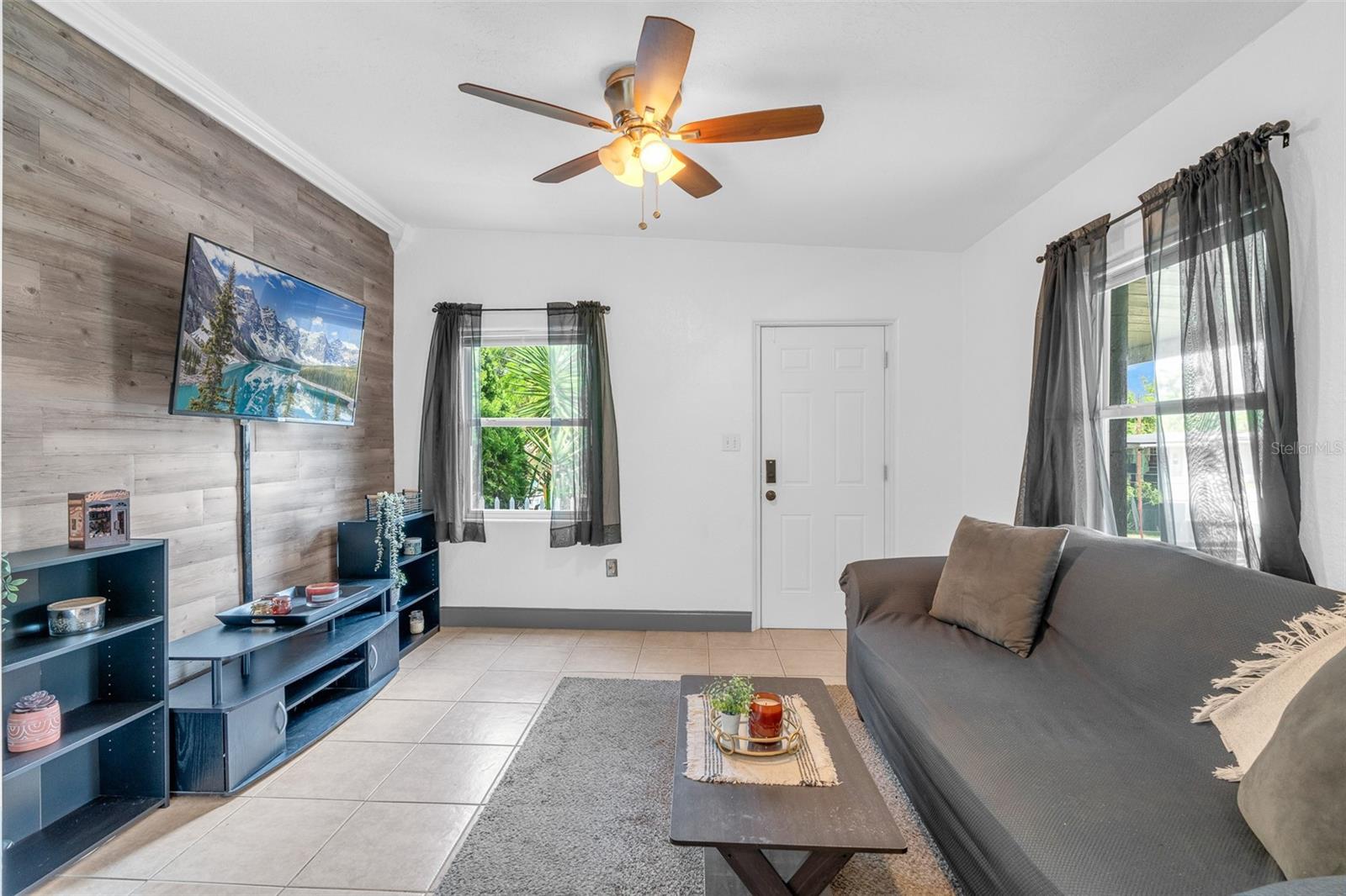 271 LINCOLN RD, CASSELBERRY, FL, 32707