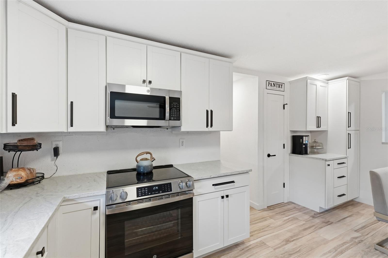 811 MICHIGAN BLVD, DUNEDIN, FL, 34698