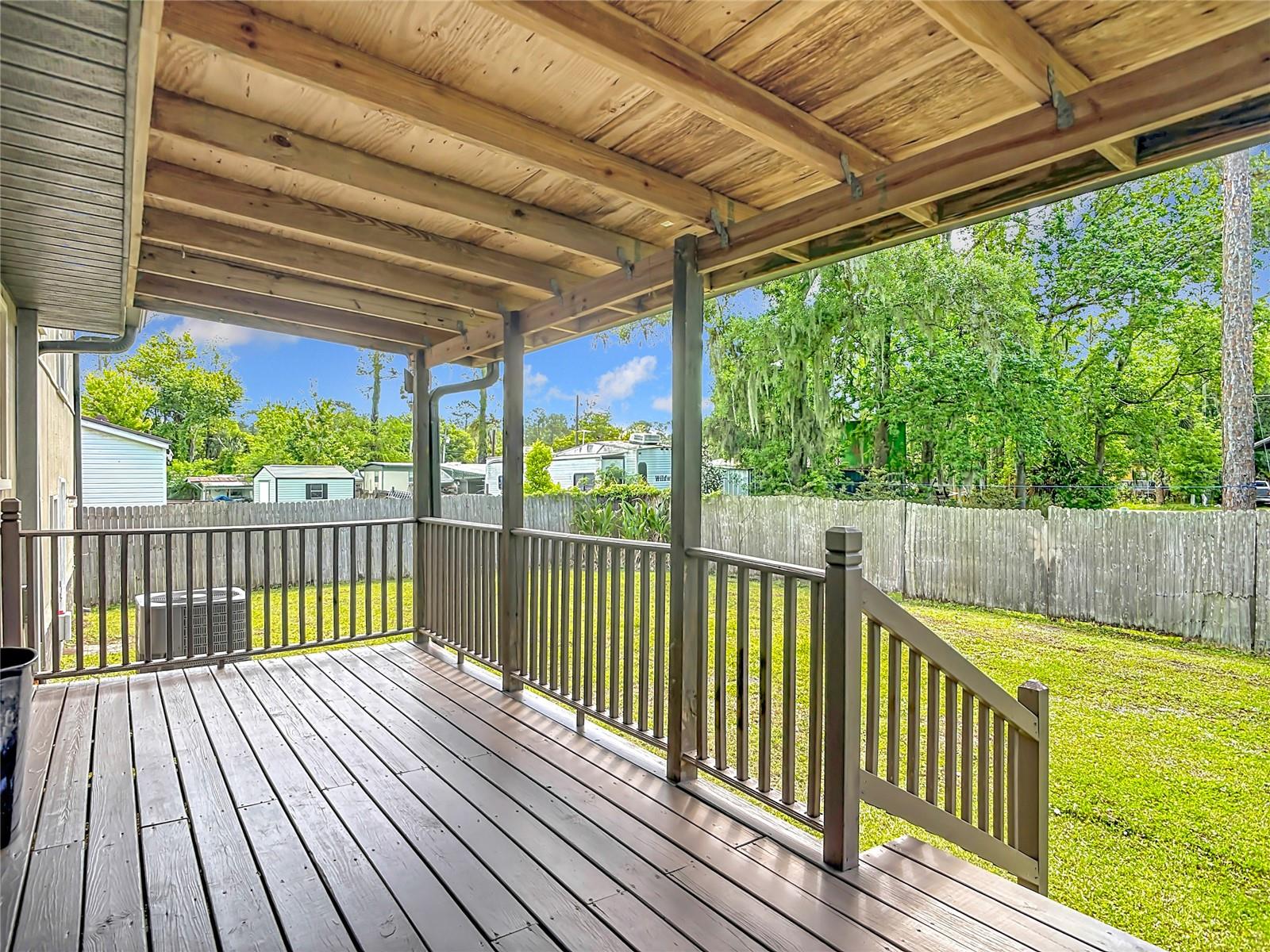 24046 BOBCAT RD, ASTOR, FL, 32102