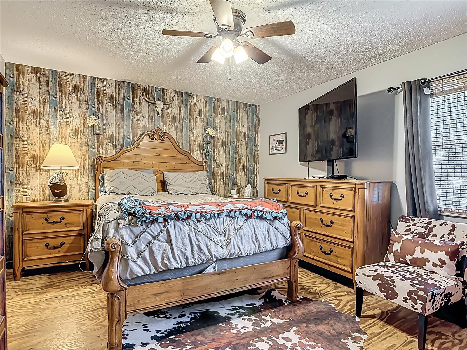 24046 BOBCAT RD, ASTOR, FL, 32102