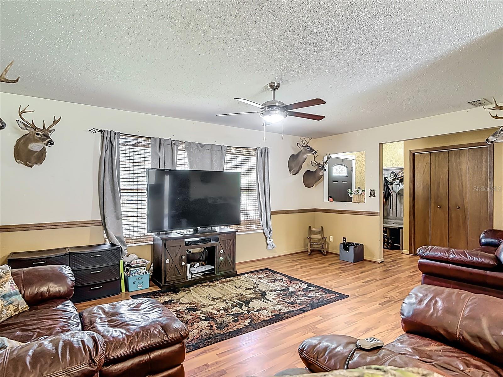 24046 BOBCAT RD, ASTOR, FL, 32102