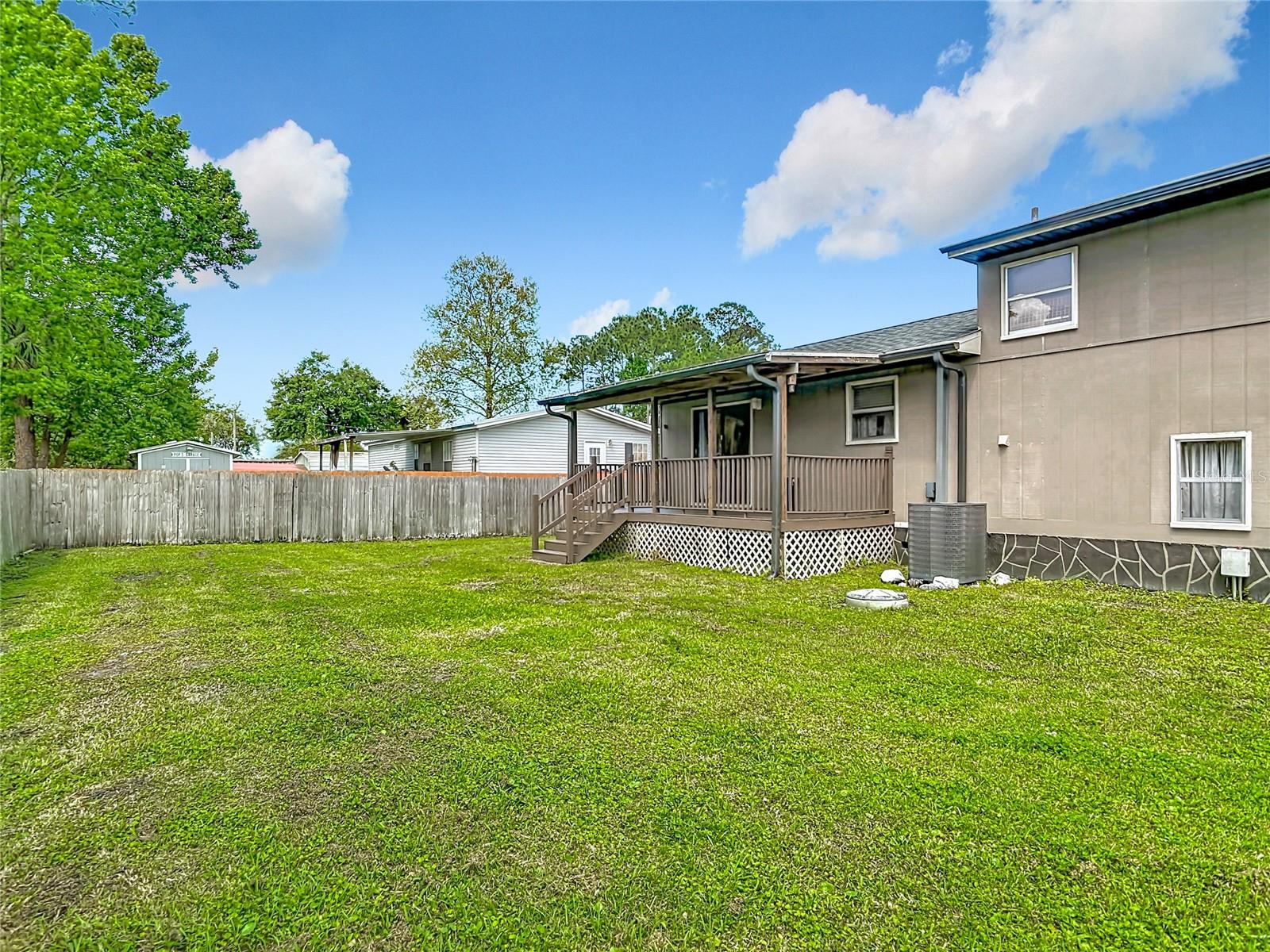 24046 BOBCAT RD, ASTOR, FL, 32102