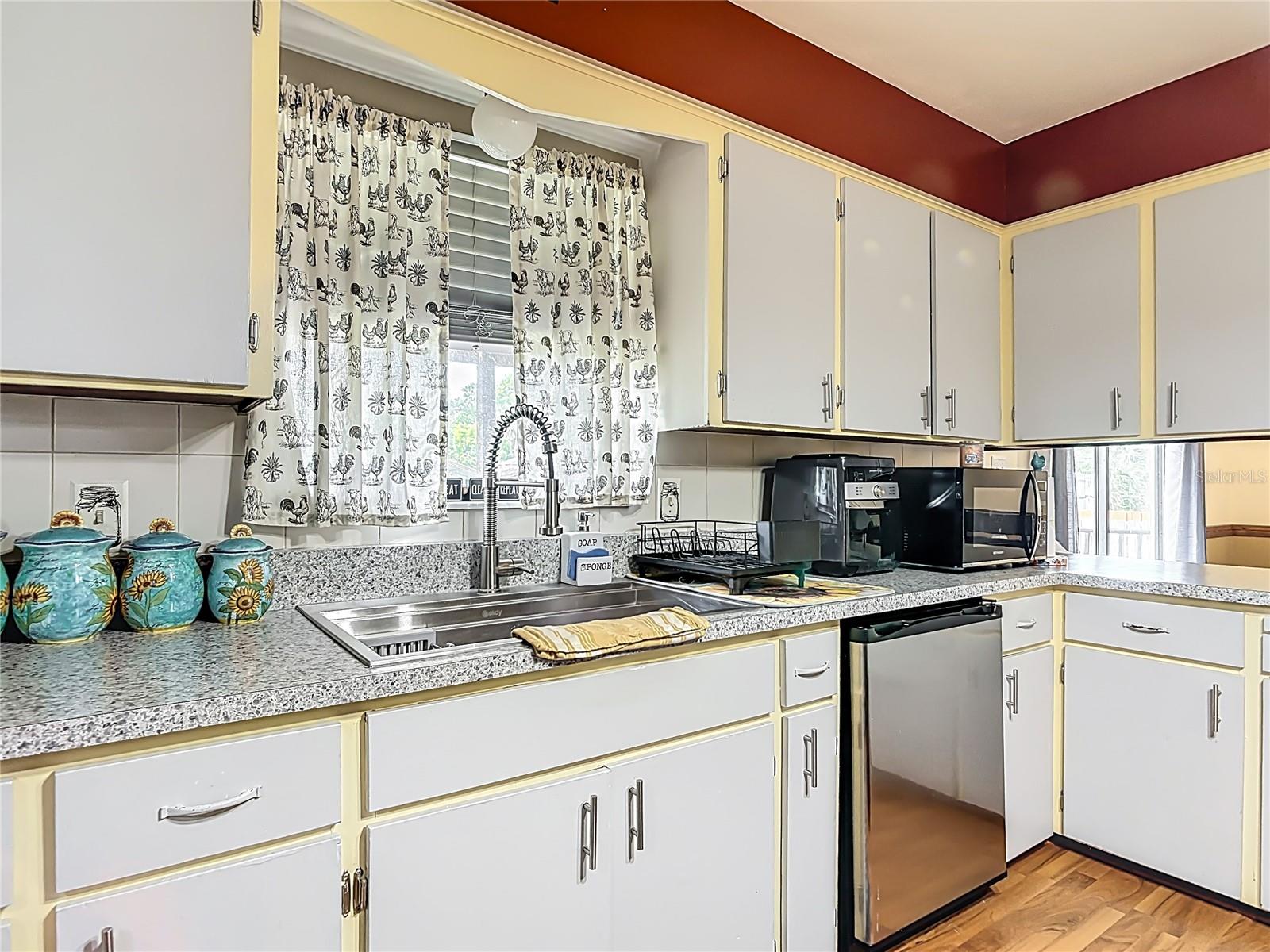 24046 BOBCAT RD, ASTOR, FL, 32102