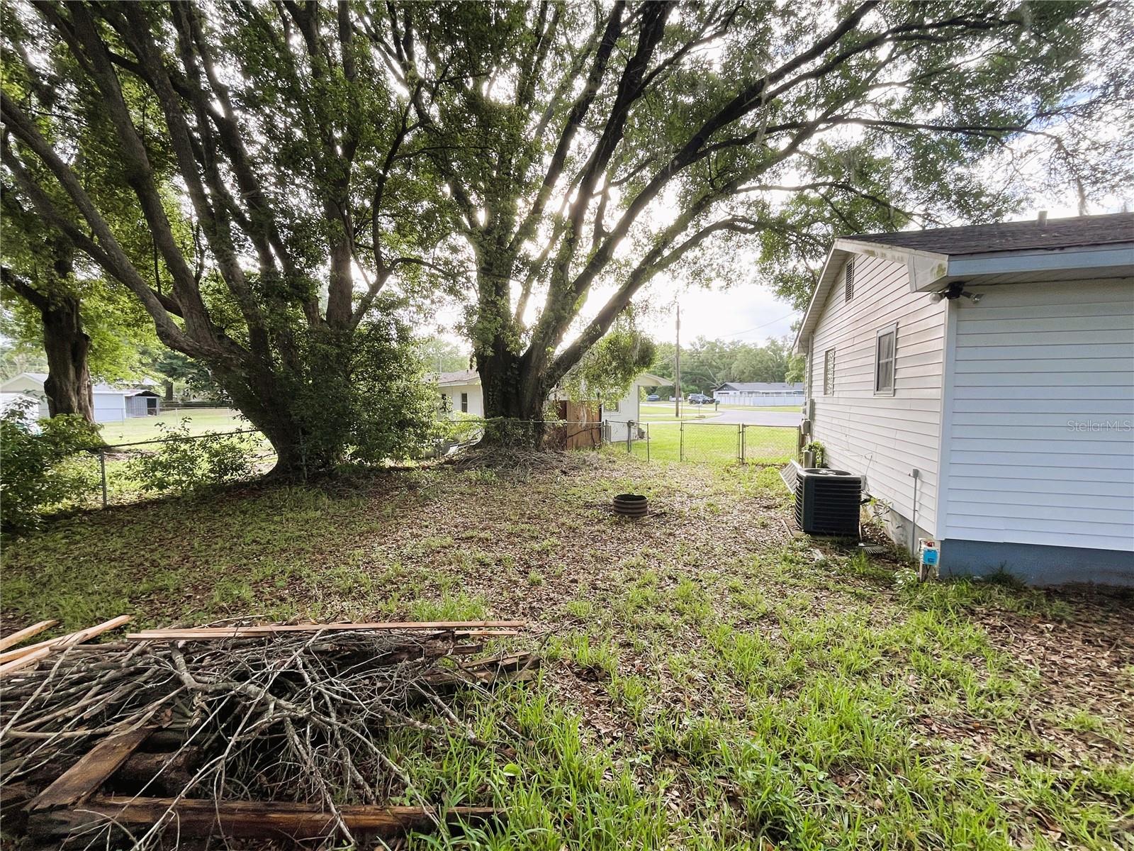 121 MARIS CT, LAKELAND, FL, 33809