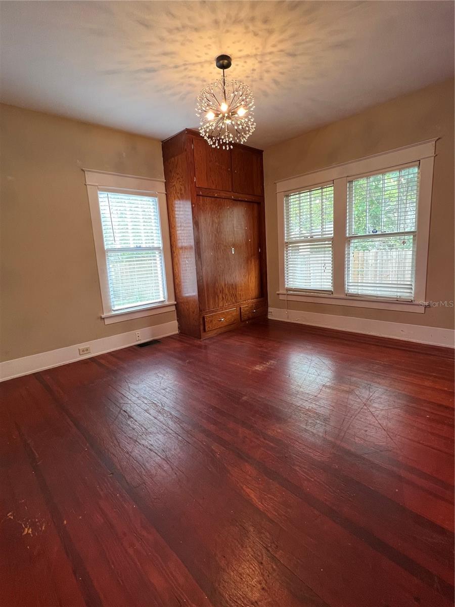 505 WASHINGTON AVE, EUSTIS, FL, 32726