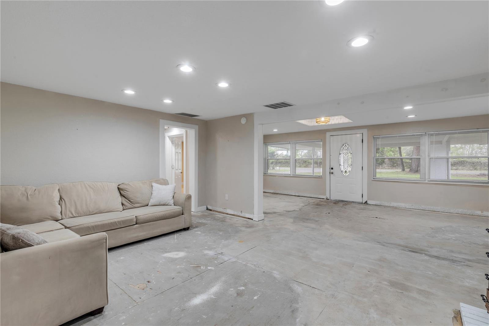 103 FLAGLER AVE, EDGEWATER, FL, 32132