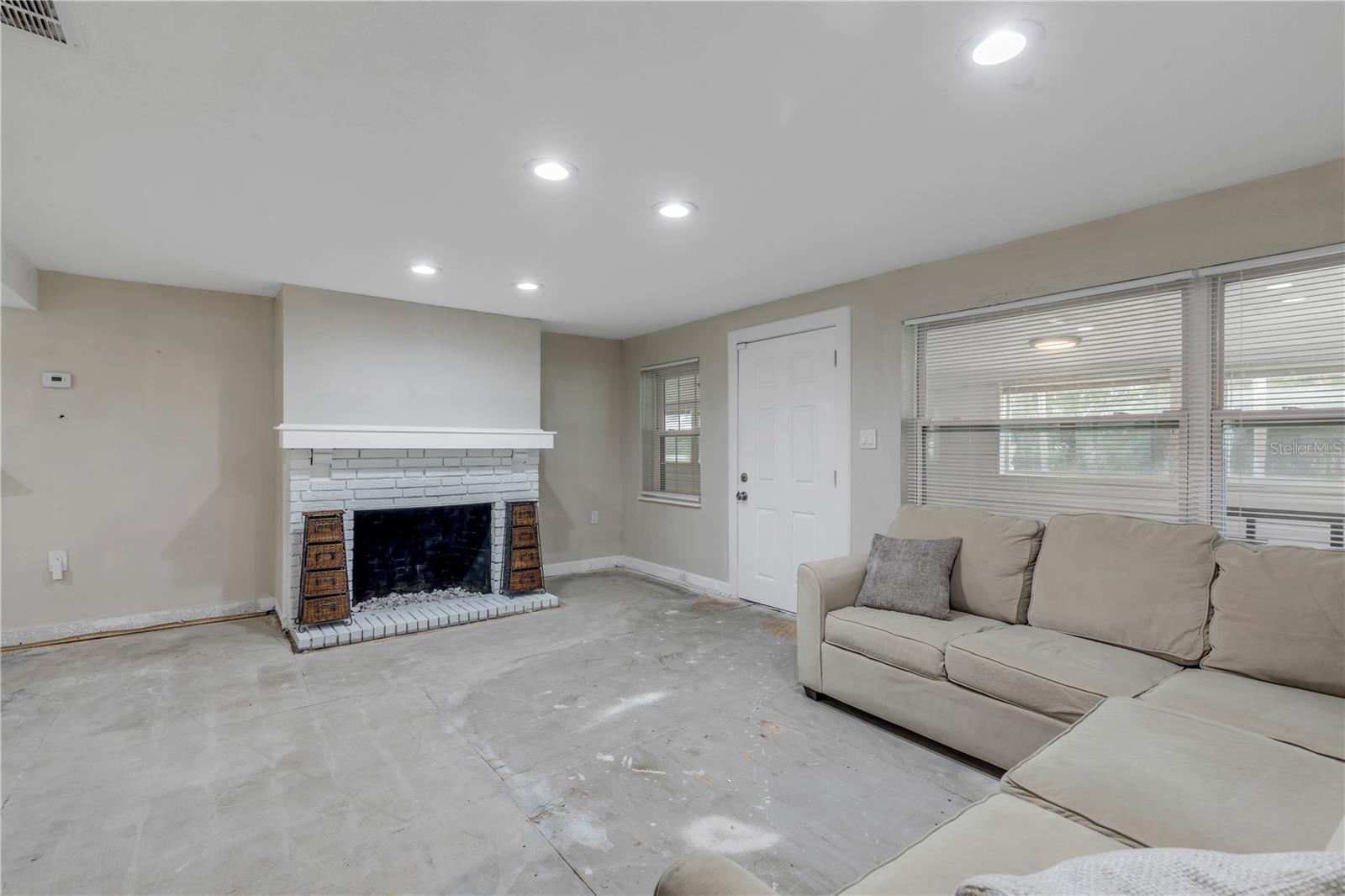 103 FLAGLER AVE, EDGEWATER, FL, 32132