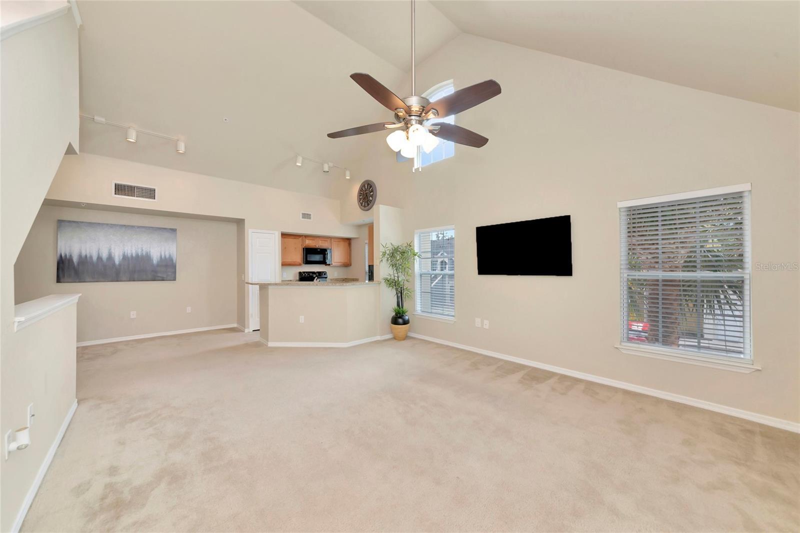 5560 ROSEHILL RD #201, SARASOTA, FL, 34233
