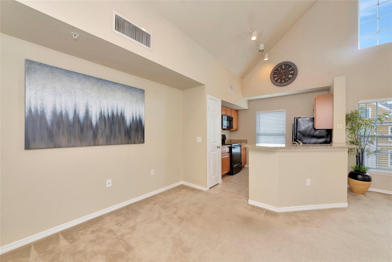 5560 ROSEHILL RD #201, SARASOTA, FL, 34233
