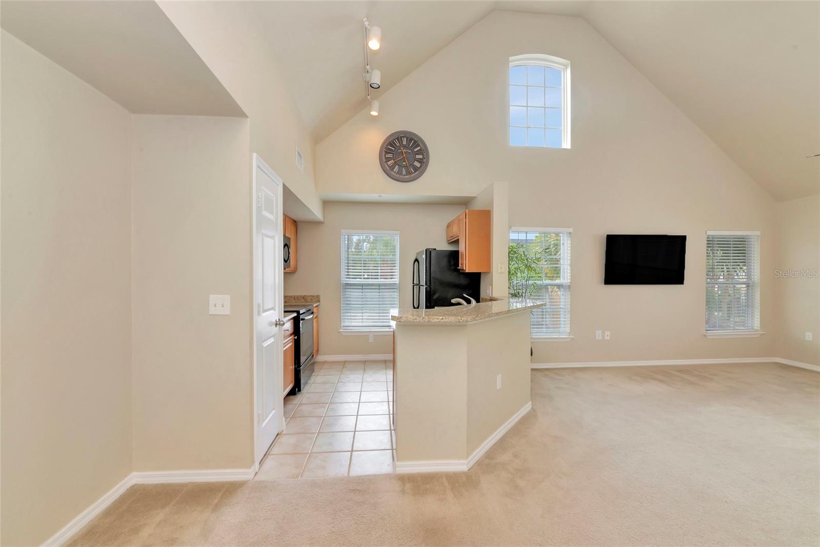 5560 ROSEHILL RD #201, SARASOTA, FL, 34233