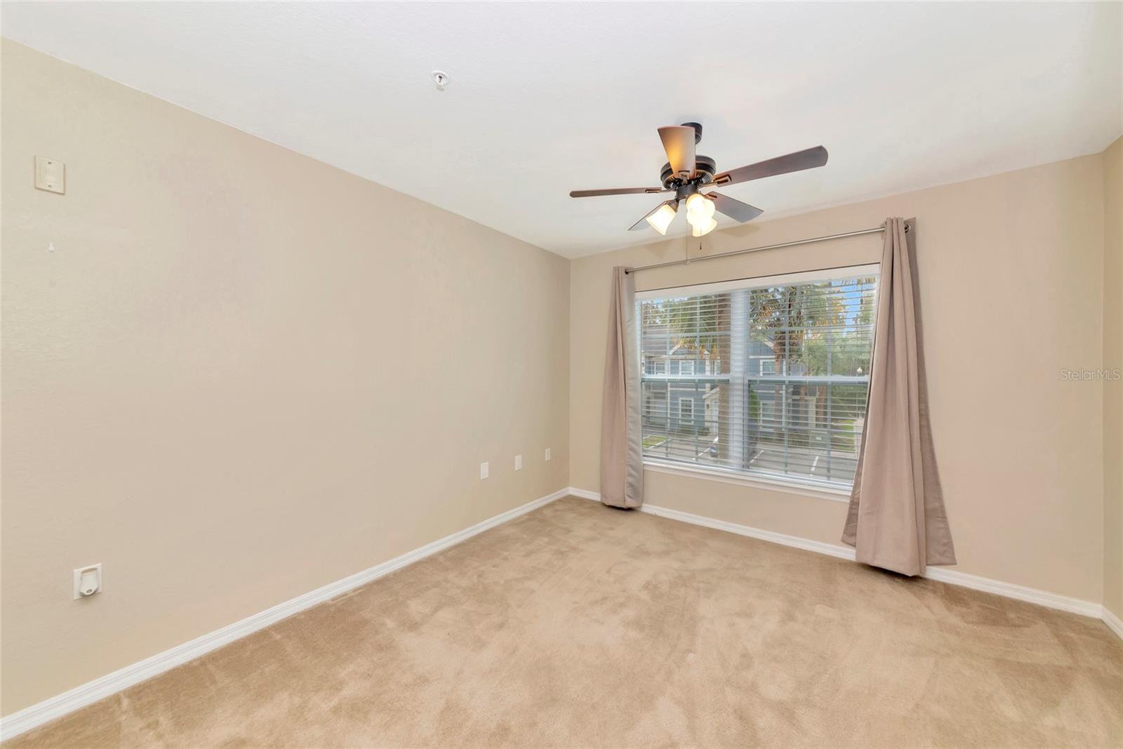 5560 ROSEHILL RD #201, SARASOTA, FL, 34233