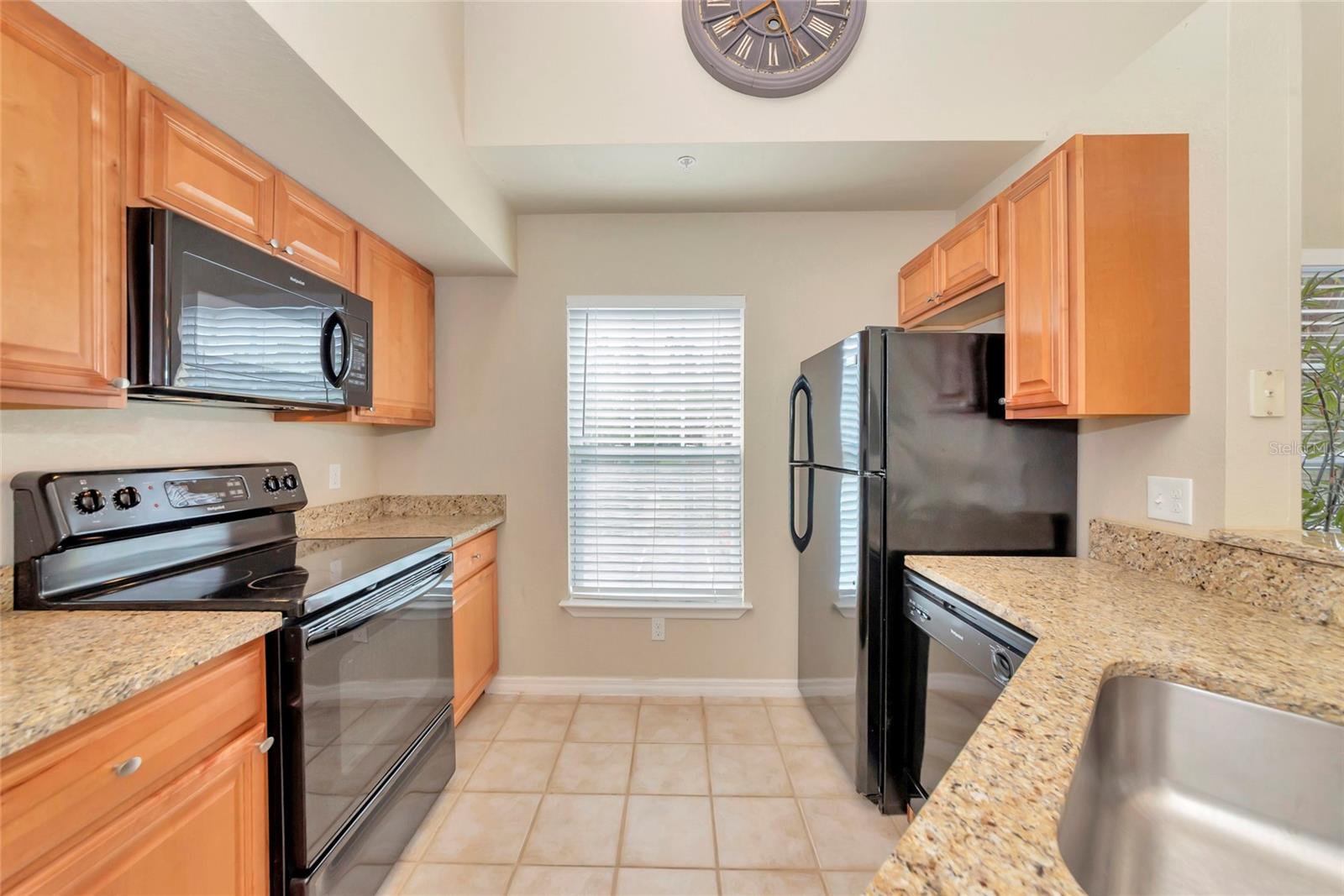 5560 ROSEHILL RD #201, SARASOTA, FL, 34233