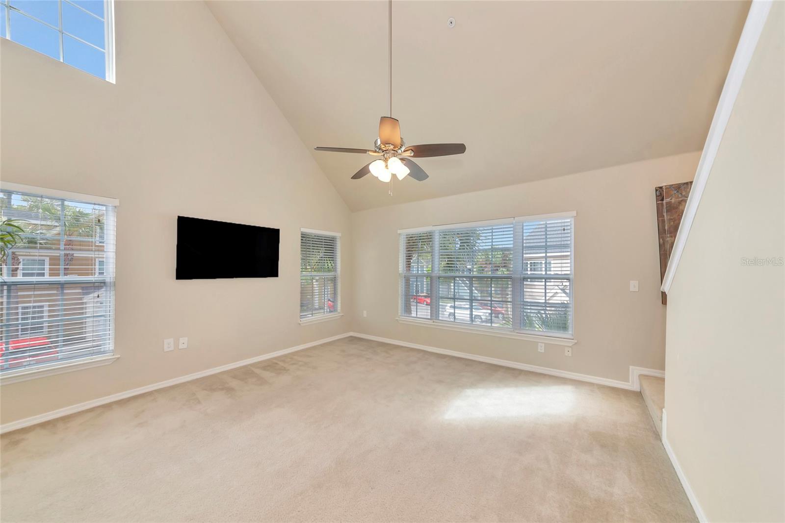 5560 ROSEHILL RD #201, SARASOTA, FL, 34233