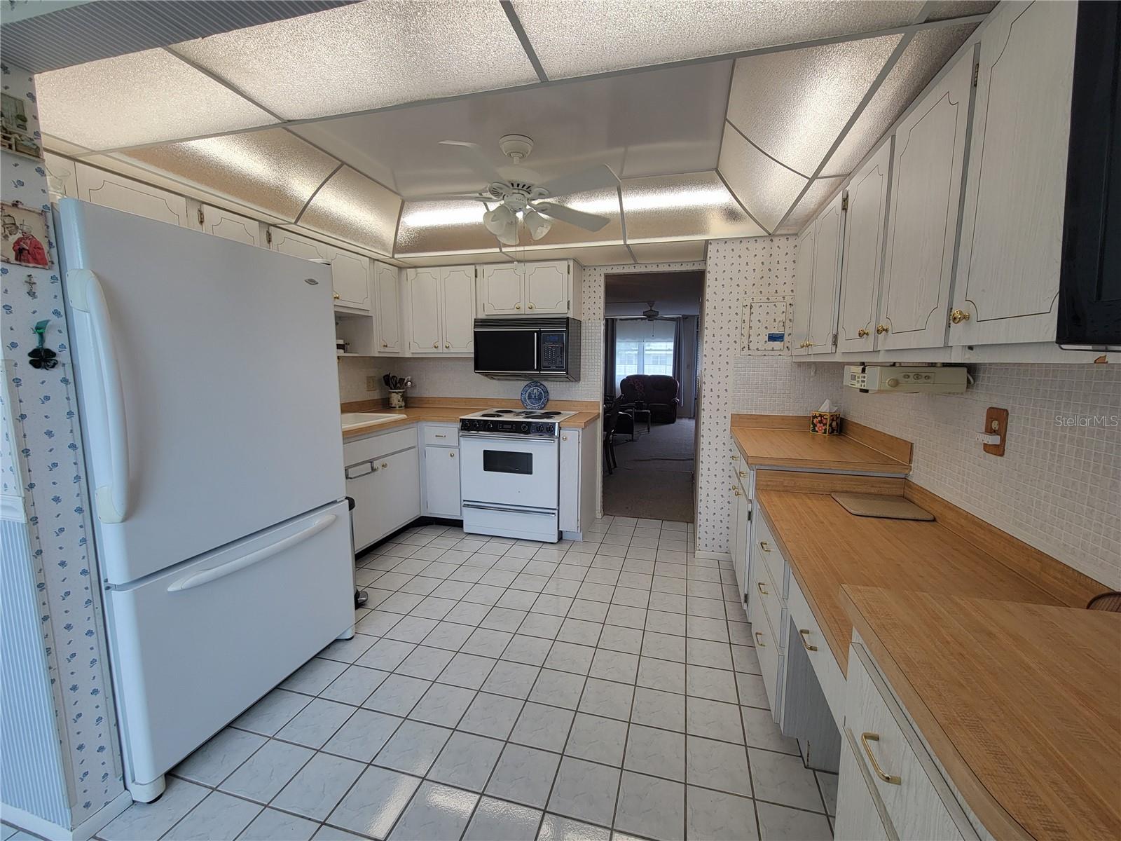4715 BAY ST NE #225, ST PETERSBURG, FL, 33703