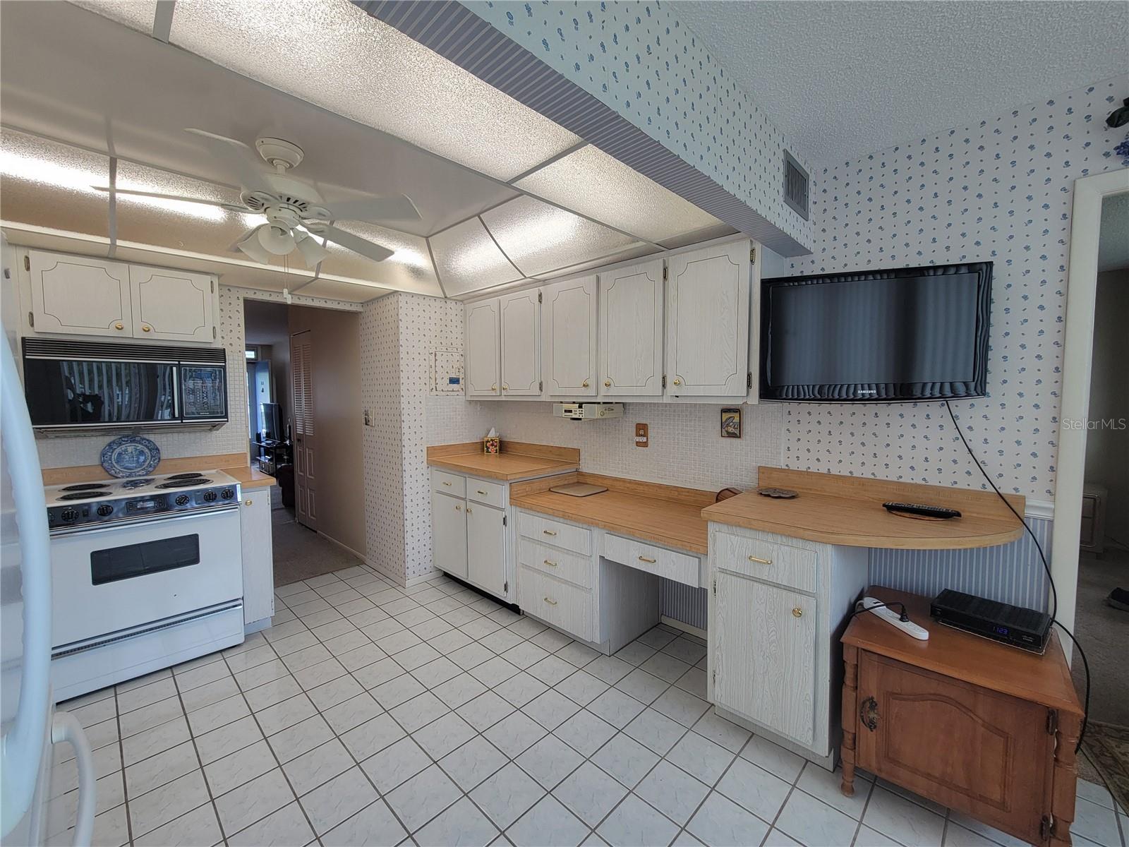 4715 BAY ST NE #225, ST PETERSBURG, FL, 33703