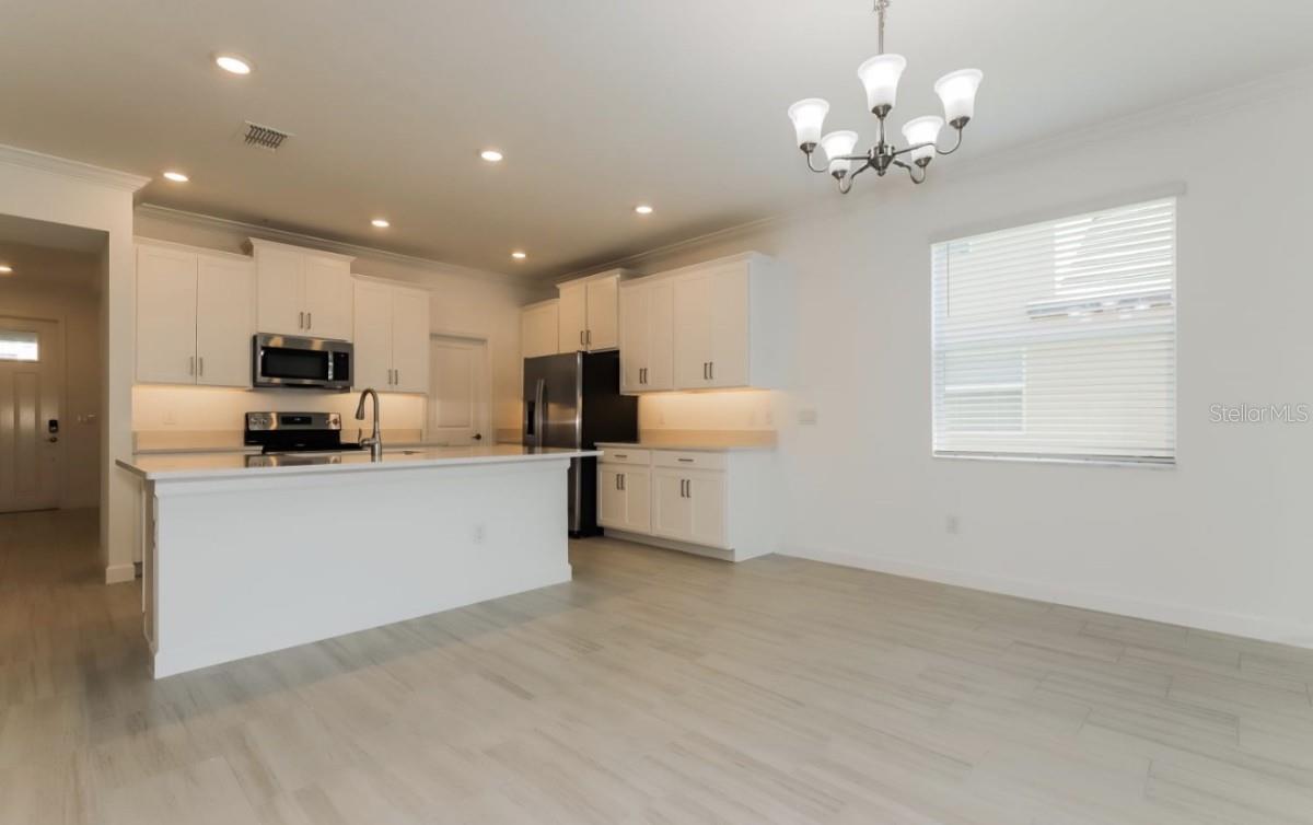 1250 SPINNAKER DR, LAKELAND, FL, 33805