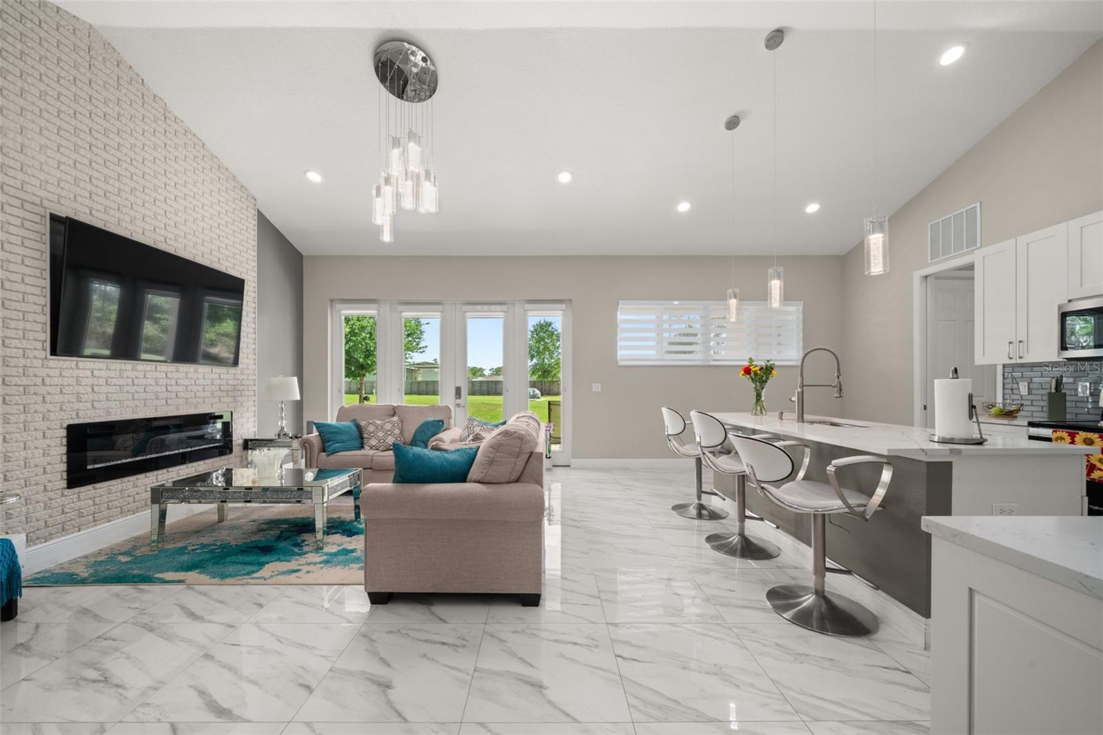 2009 FLOWER TER, SEBRING, FL, 33875