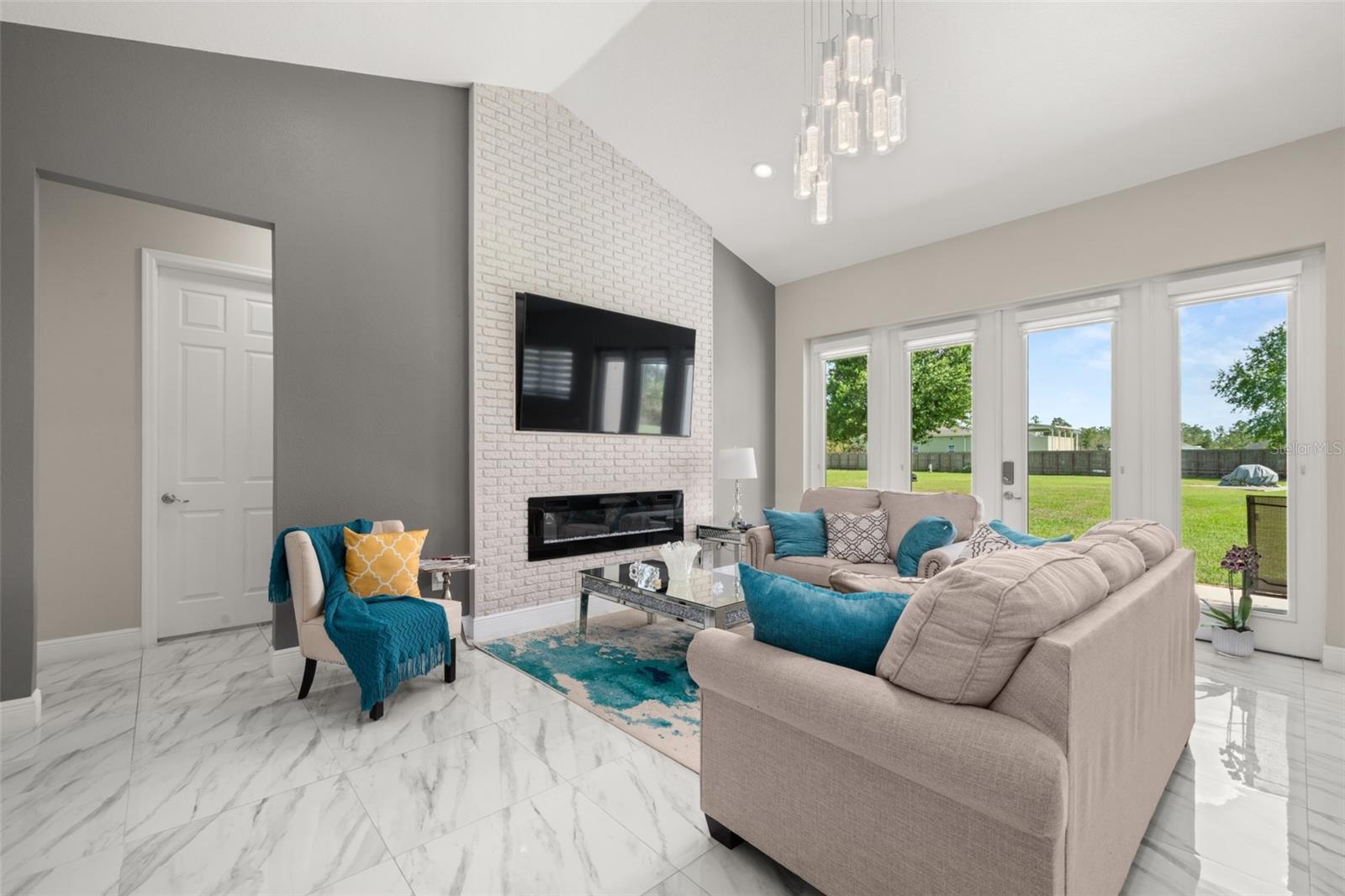 2009 FLOWER TER, SEBRING, FL, 33875