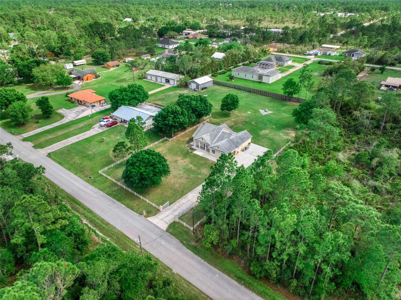 2009 FLOWER TER, SEBRING, FL, 33875