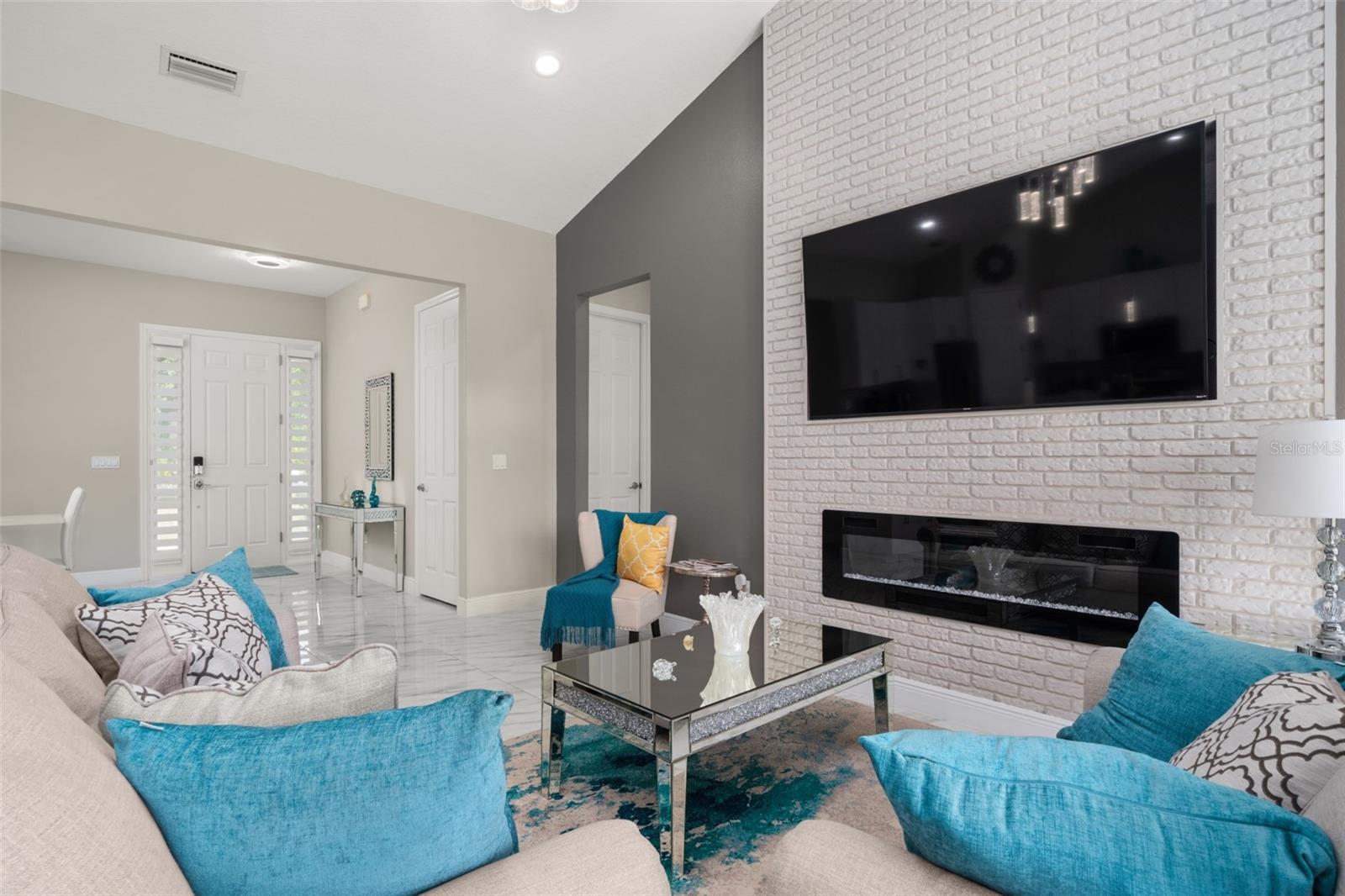 2009 FLOWER TER, SEBRING, FL, 33875