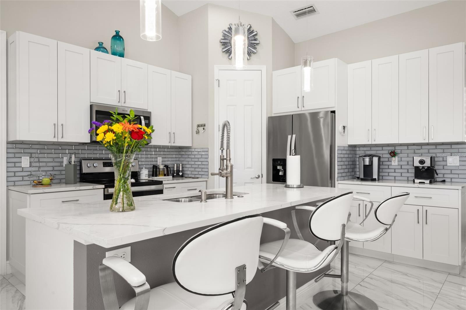 2009 FLOWER TER, SEBRING, FL, 33875